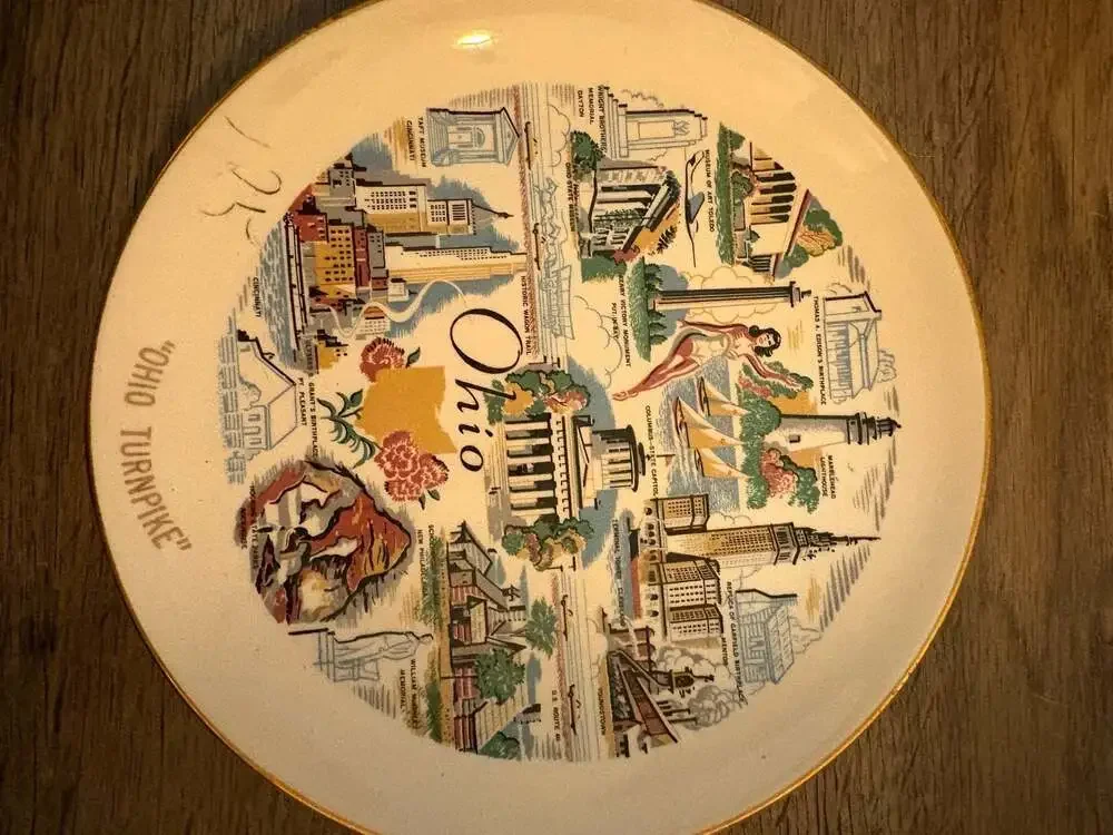 Vintage Homer Laughlin Rhythm Ohio Souvenir Collector Plate with Gold Trim